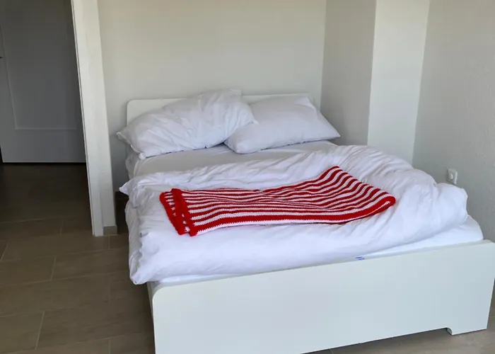 Dream Vacation For 4 Geusts Easy To Arrive * 施皮茨